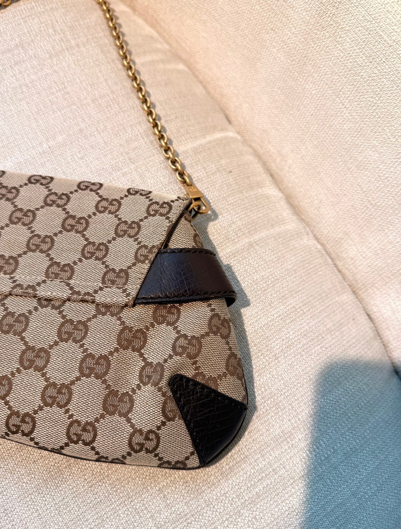 VINTAGE GUCCI HORSEBIT MONOGRAM GG Y2K CLUTCH