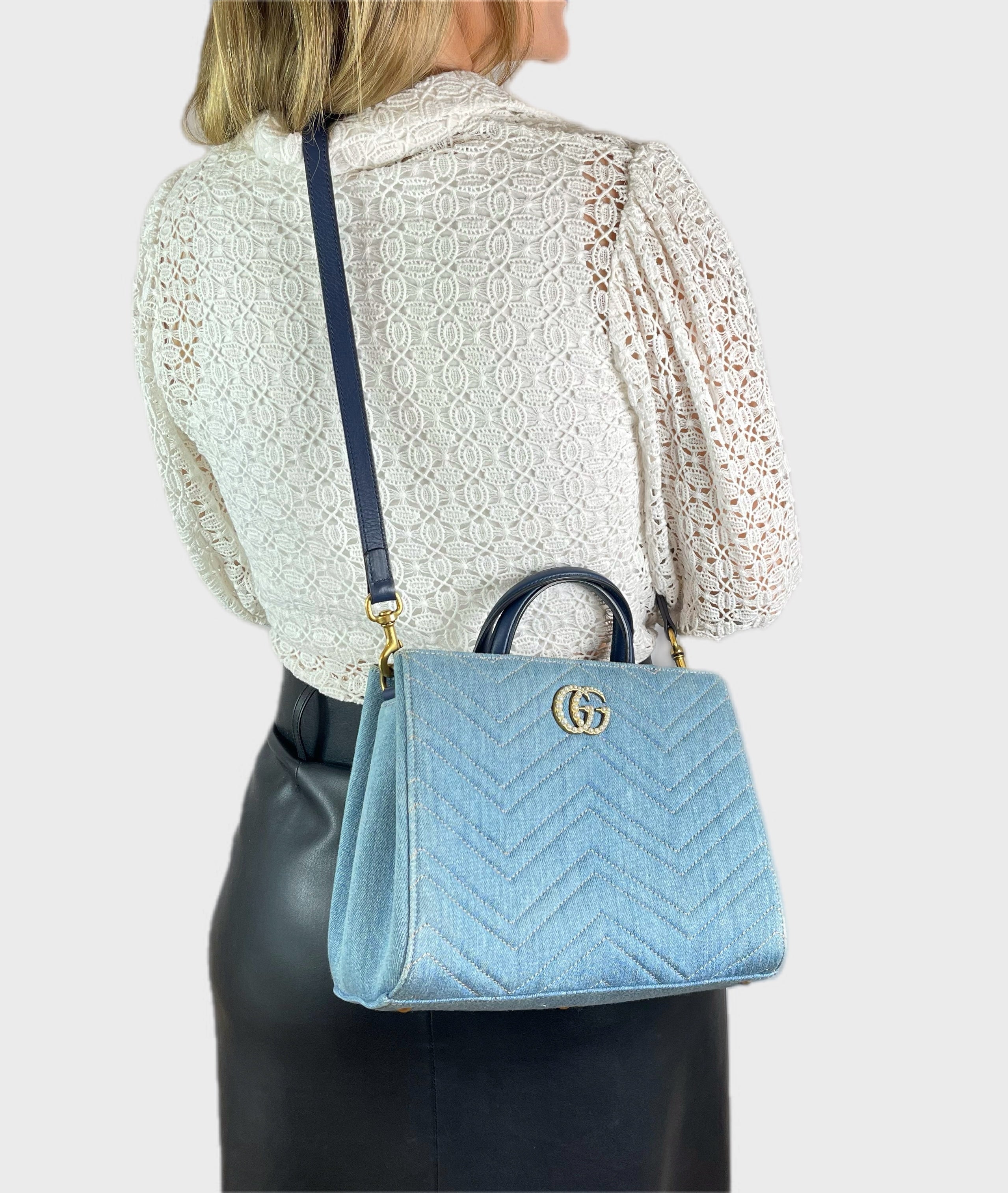 GUCCI GG MARMONT METALASSÉ DENIM BAG