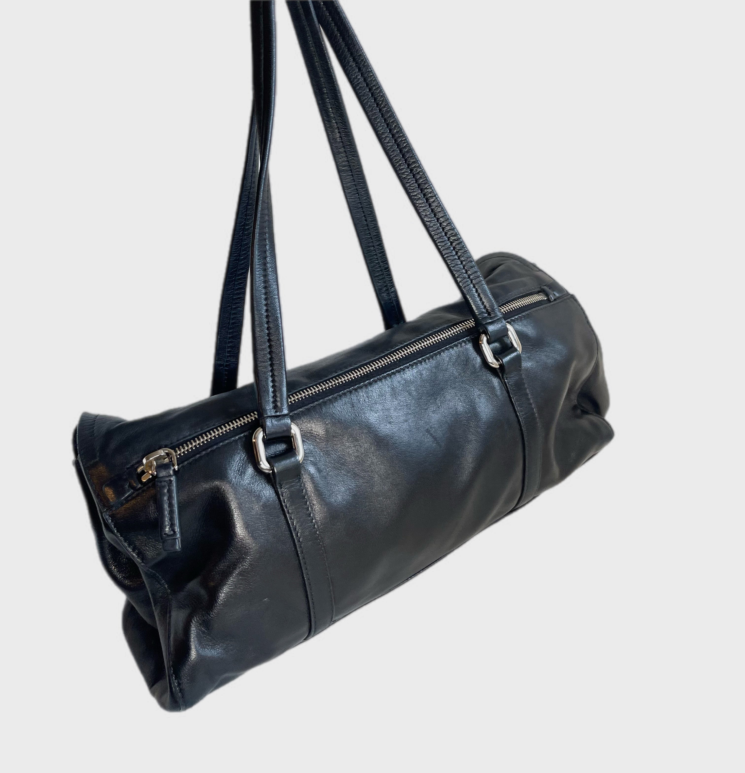 VINTAGE PRADA EASY SHOULDER BAG CALF LEATHER BLACK FRONT FLAP Y2K