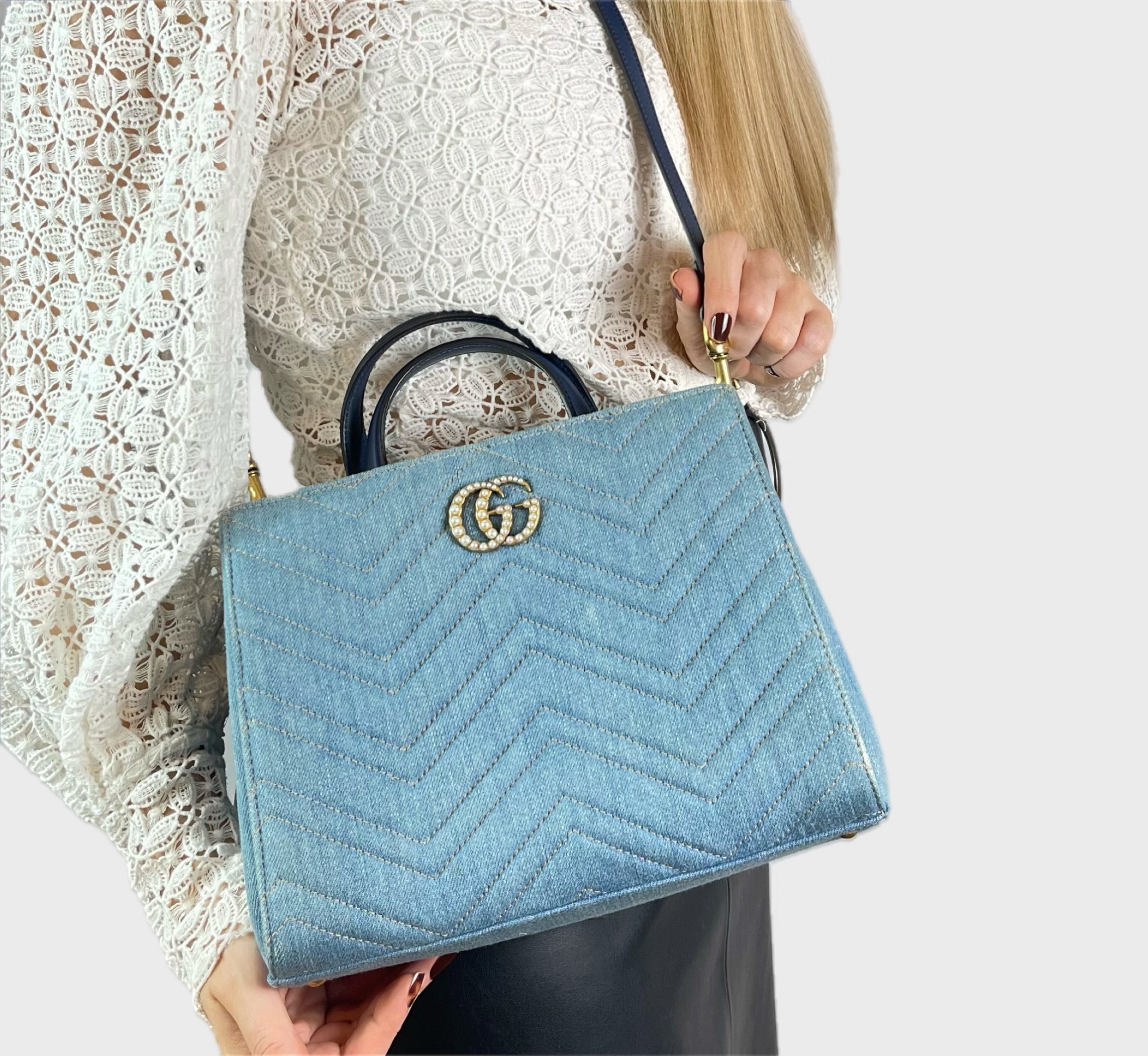 GUCCI GG MARMONT METALASSÉ DENIM BAG