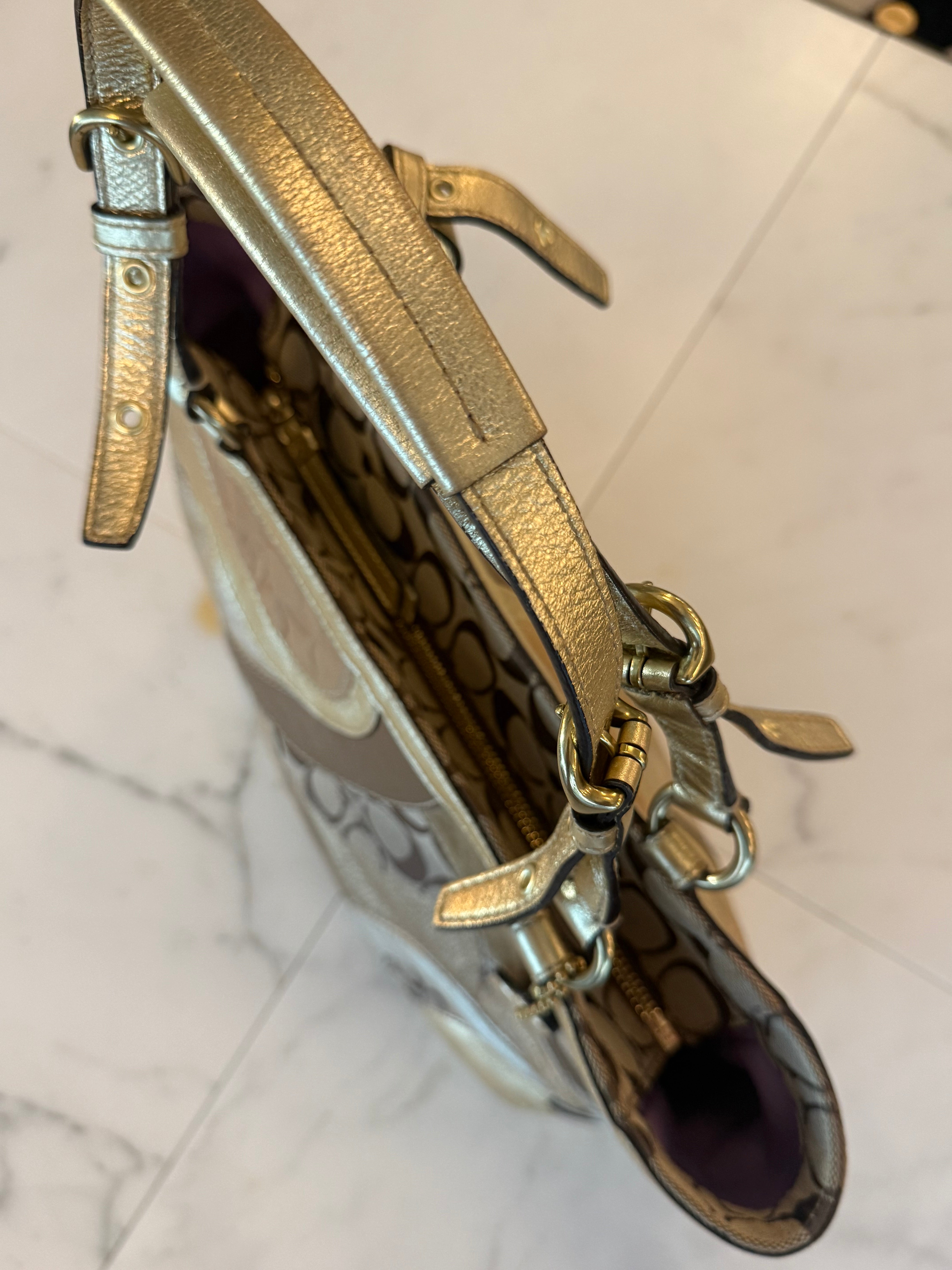 VINTAGE COACH Y2K 2000s GOLD BAG