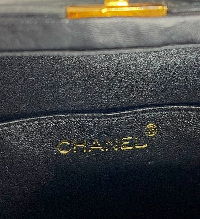 CHANEL V STITCH COCO LAMBSKIN CHEVRON BOX BAG SHOULDER VINTAGE