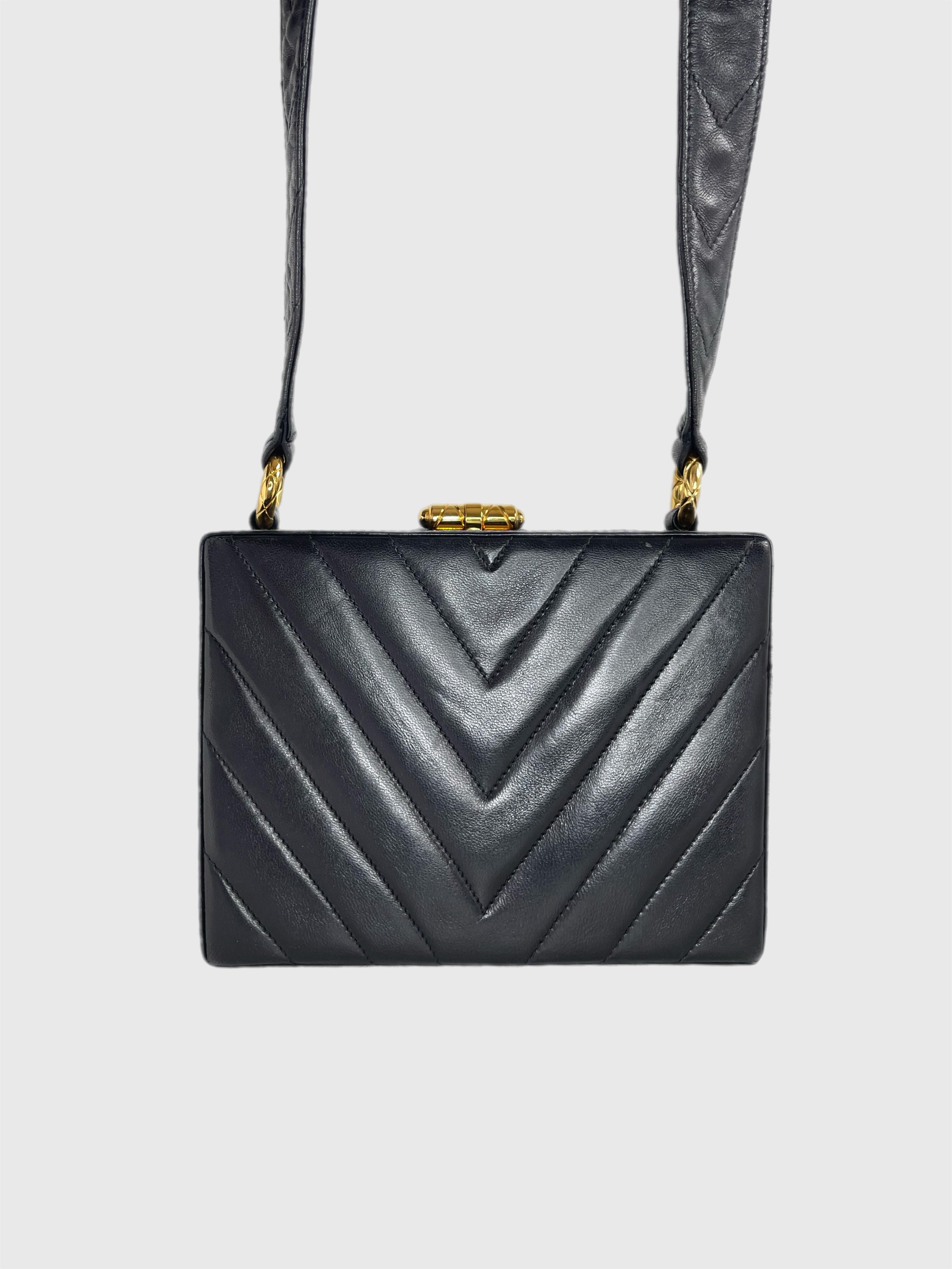 CHANEL V STITCH COCO LAMBSKIN CHEVRON BOX BAG SHOULDER VINTAGE