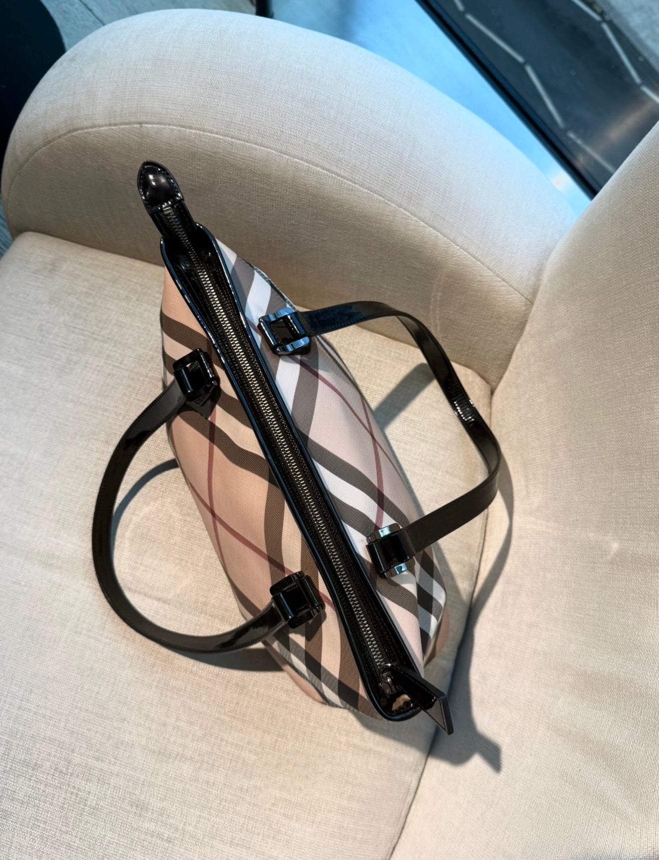 BURBERRY BEIGE SUPERNOVA CHECK TOTE BAG