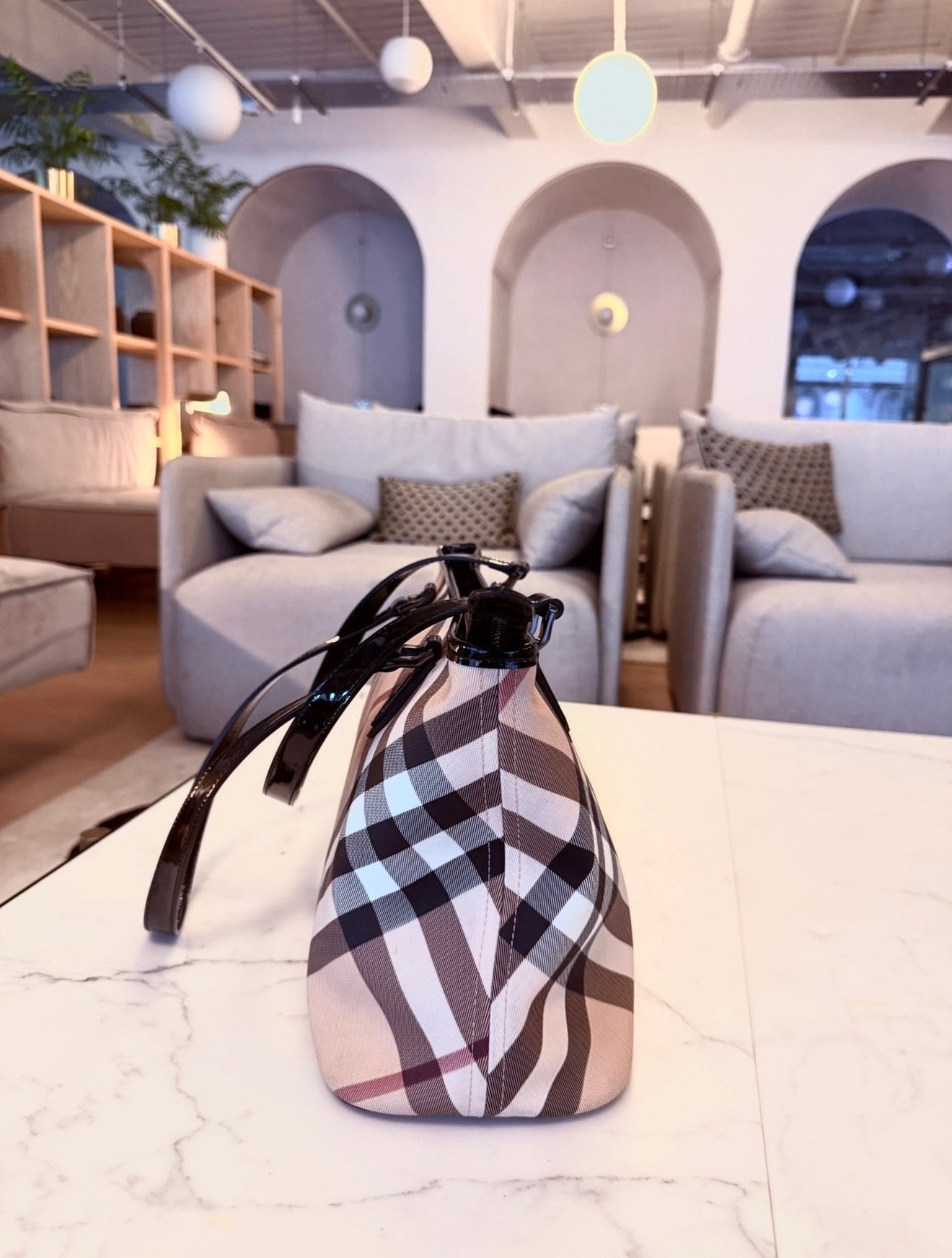 BURBERRY BEIGE SUPERNOVA CHECK TOTE BAG