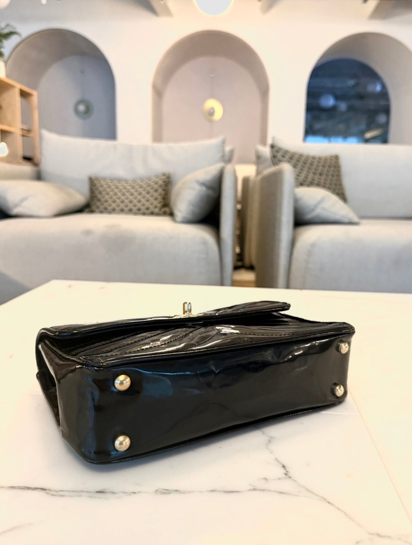 VINTAGE CHANEL BLACK PATENT LEATHER Y2K SINGLE FLAP DOUBLE CHAIN