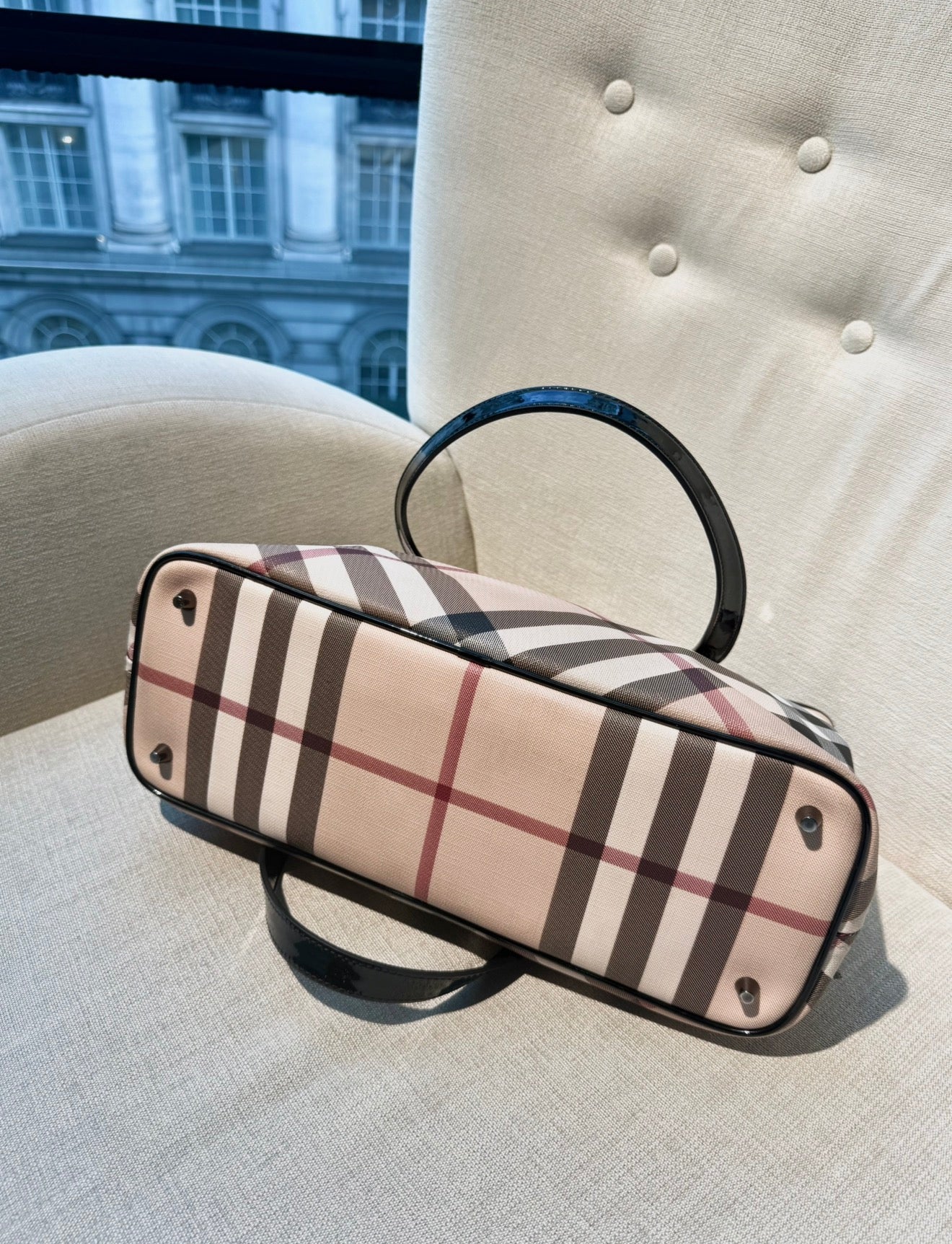 BURBERRY BEIGE SUPERNOVA CHECK TOTE BAG