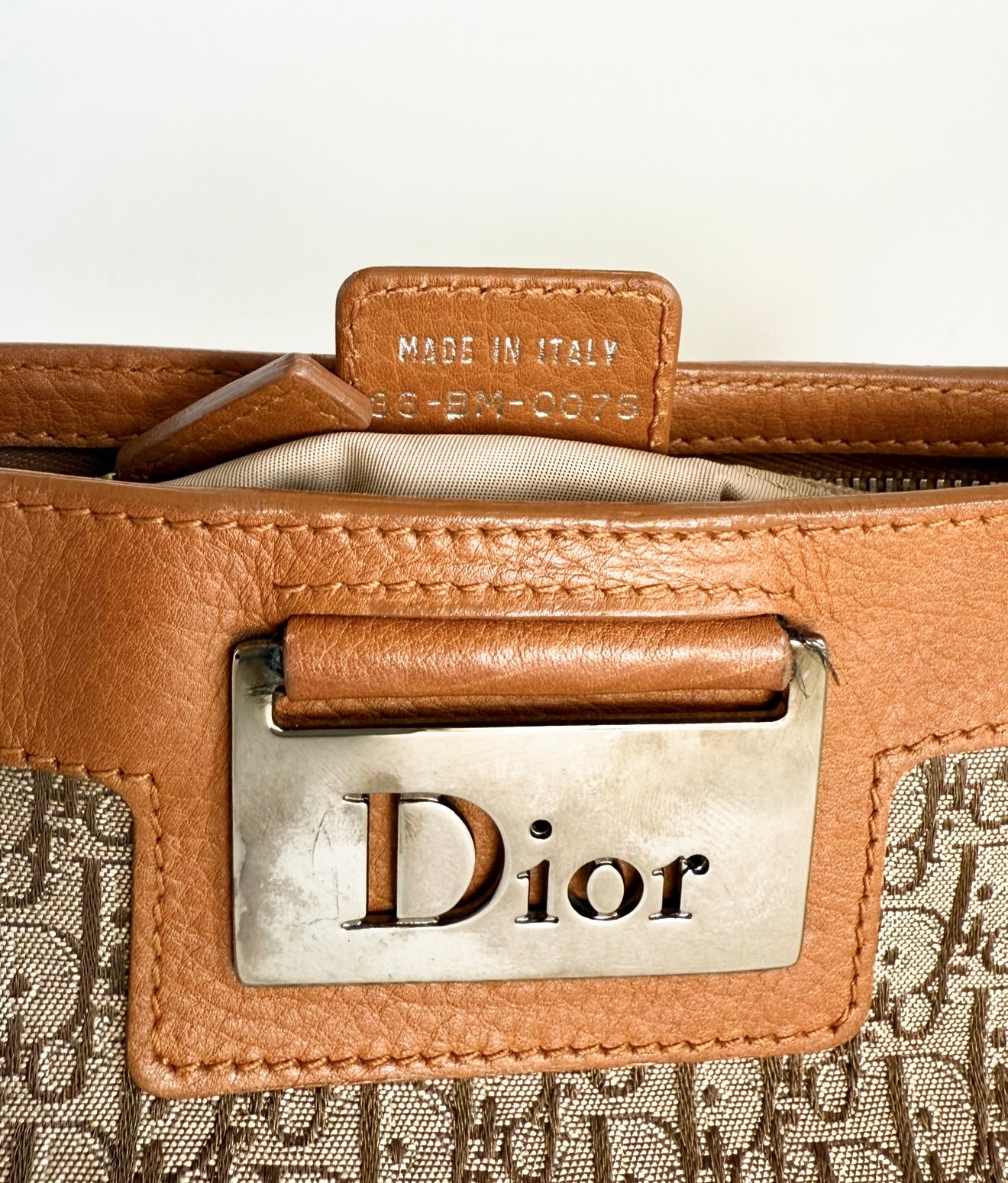Y2K DIOR COLUMBUS VINTAGE  TROTTER TAN