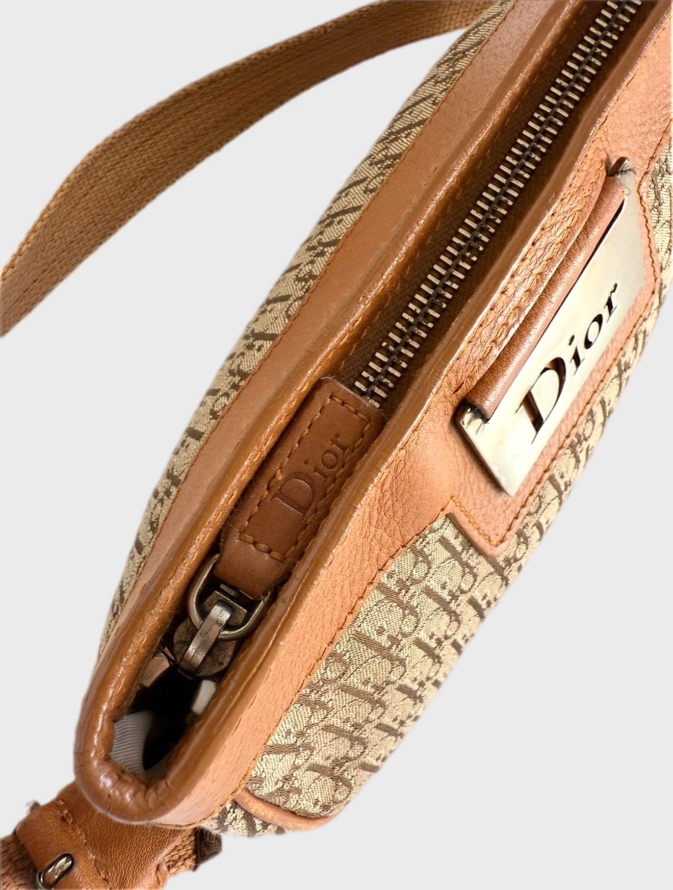 Y2K DIOR COLUMBUS VINTAGE  TROTTER TAN